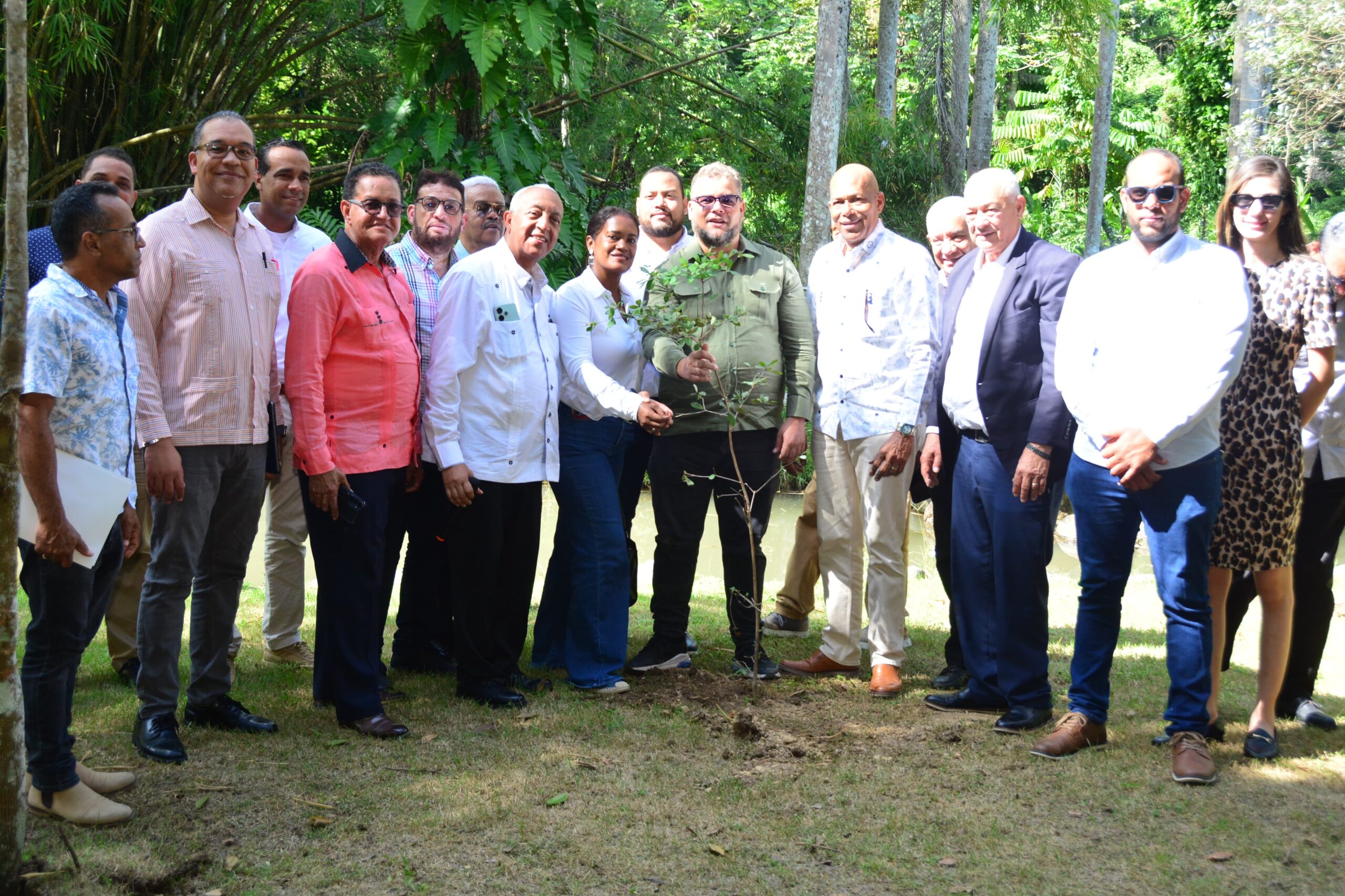 FEDA presenta resultados del programa nacional Salvando las Montañas y dona casi 5 millones de plantas en el Día Internacional de las Montañas