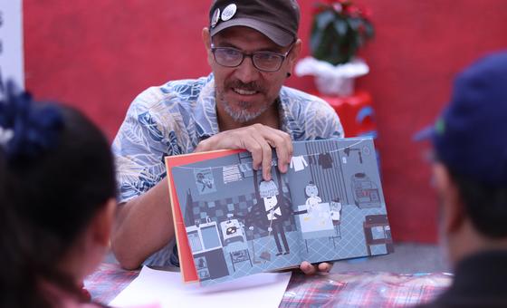 Pulpo enseña a infancias y a sus familias a reflexionar sobre cuidados y trabajo digno