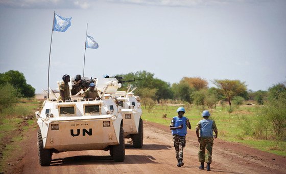 Ataque con drones en Kordofán, Sudán, deja seis cascos azules muertos y ocho heridos, según la misión de la ONU