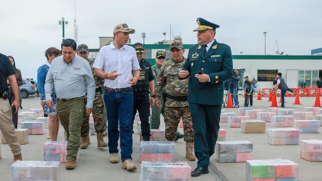 Presidente Jerí supervisó resultados de la operación Algarrobos, que incautó más de 3,400 kilos de droga.