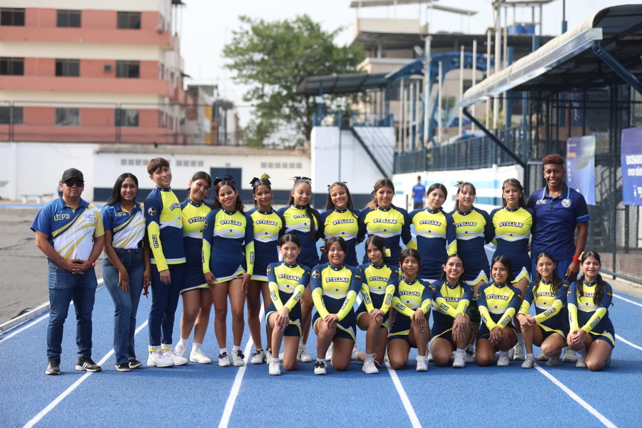Inversión de más de 252.000 USD para el atletismo en Guayaquil: presidente Noboa entrega la pista Emilio Estrada Icaza