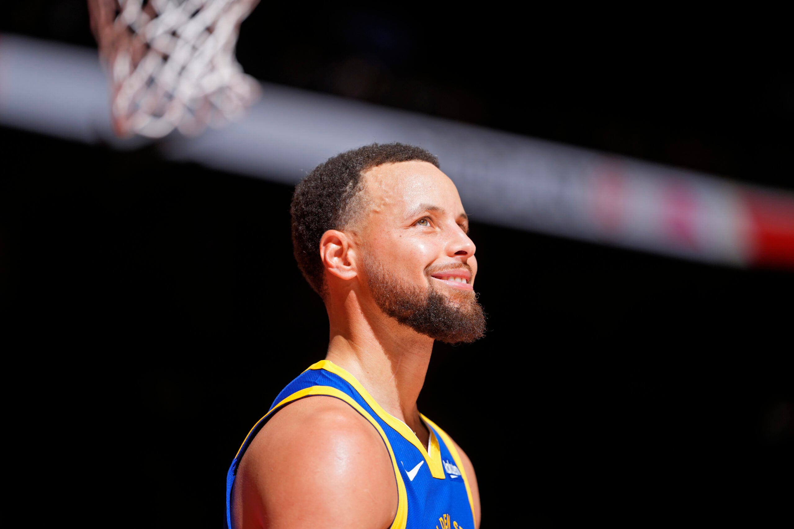 Salida de autopista en Davidson, Carolina del Norte, nombrada en honor a Stephen Curry mientras crece el legado de Davidson College