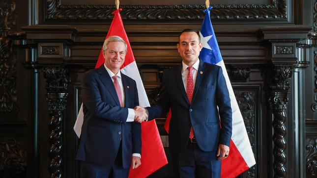Jerí afirma que se están sentando las bases para fortalecer vínculos con Chile y enfrentar desafíos en común