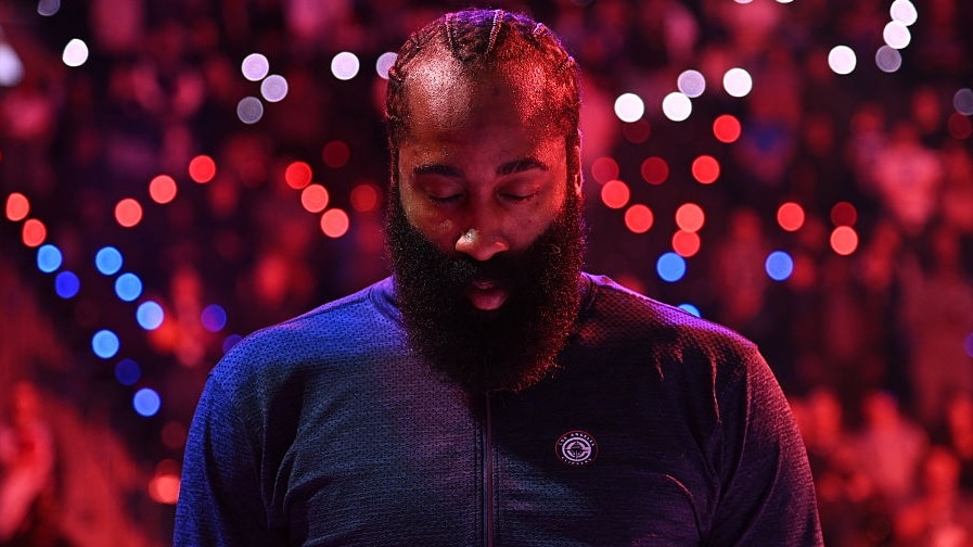 Logro histórico de James Harden encabeza una noche de seis encuentros