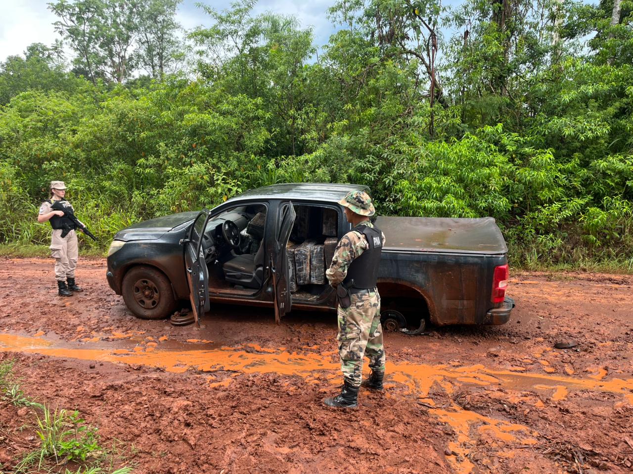 Prefectura incauta más de una tonelada de droga durante operativo en Misiones