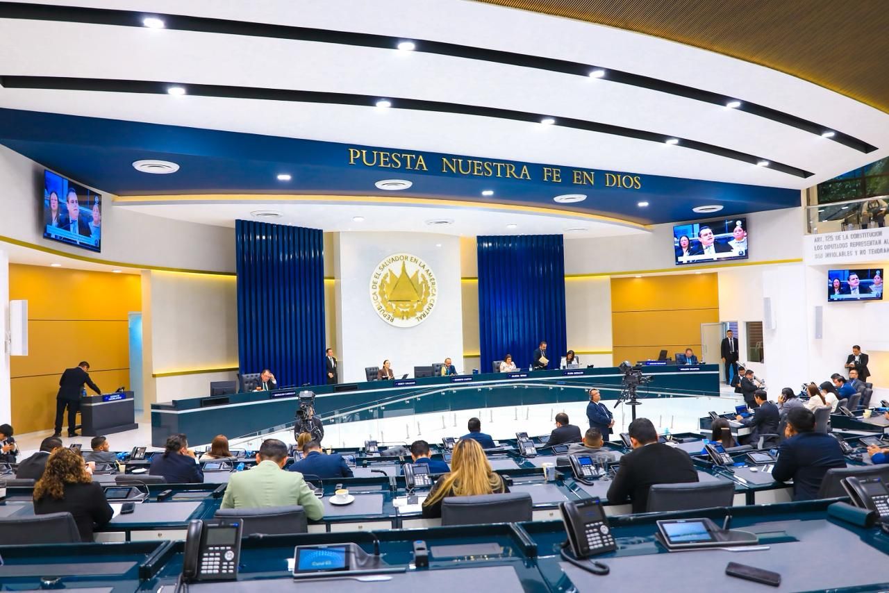 Pleno aprueba cambios al presupuesto 2026 para asignar fondos al Consejo Azucarero