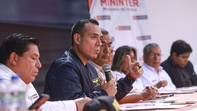 Jerí anuncia reforzar coordinación entre transportistas y autoridades para combatir la criminalidad