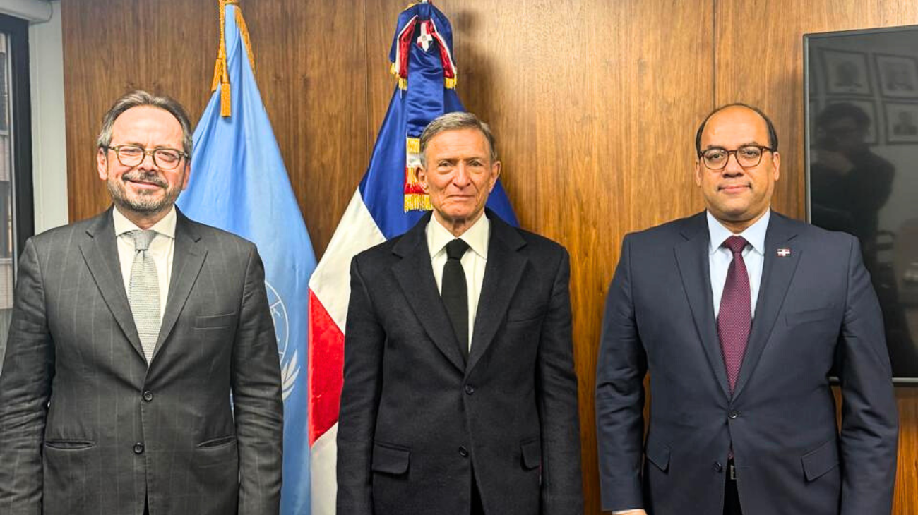 Canciller dominicano se reúne en Nueva York con representantes de la ONU y de la Fuerza de Supresión de Bandas para Haití