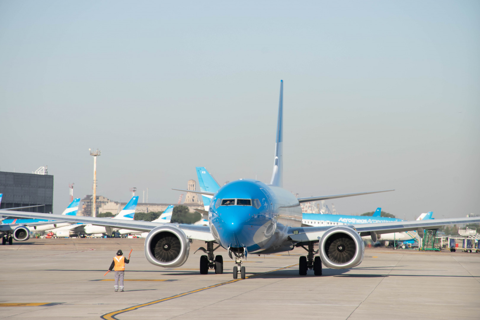 Regulación aeroportuaria se actualiza para aumentar la eficiencia operativa