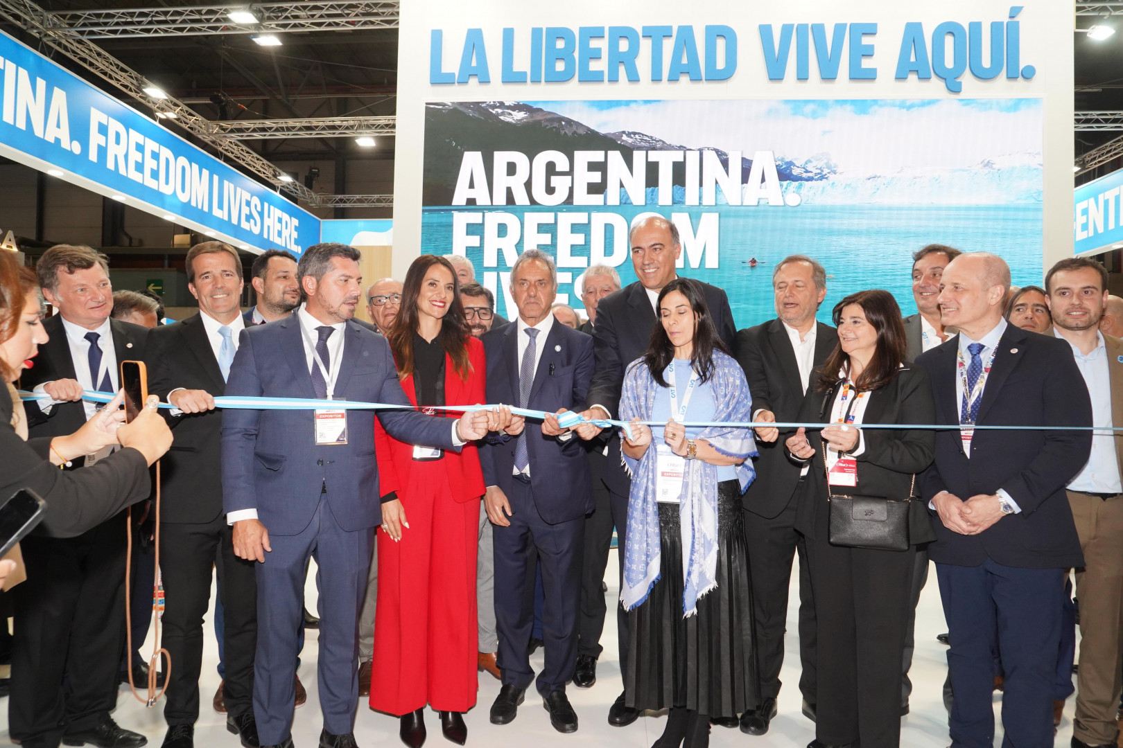 Scioli inauguró stand argentino en Fitur