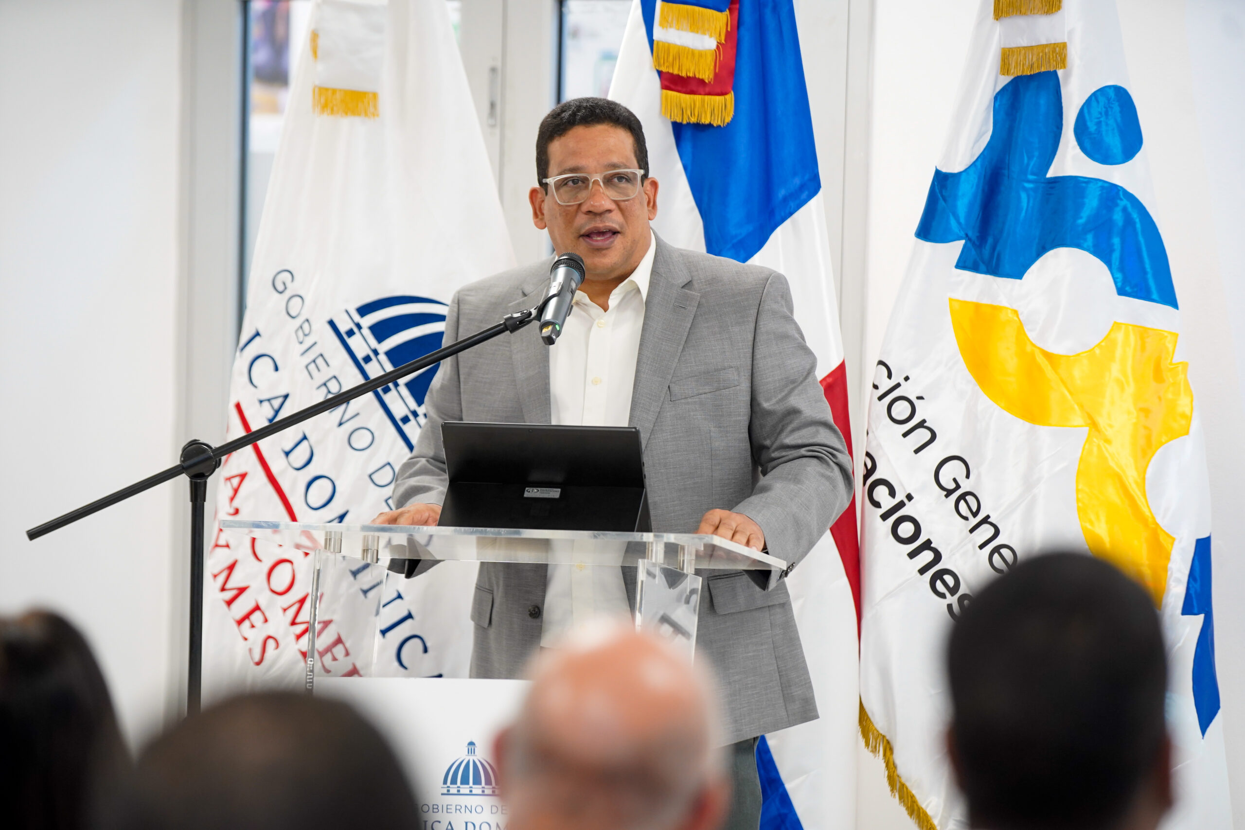 DGCP somete a consulta pública cuatro fichas técnicas estandarizadas de bienes tecnológicos