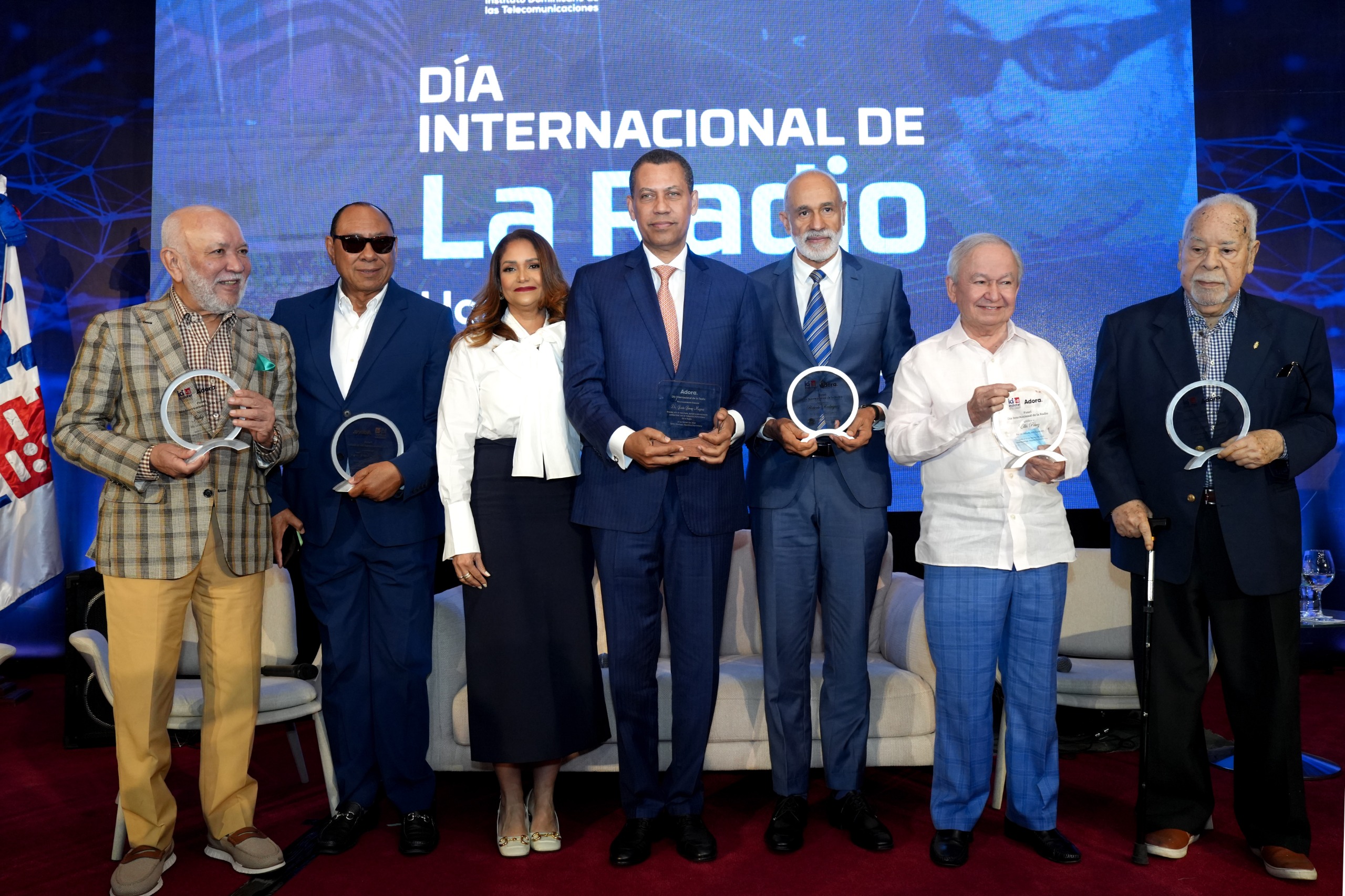 Indotel rinde homenaje póstumo a Radhamés Aracena con motivo del Día Mundial de la Radio