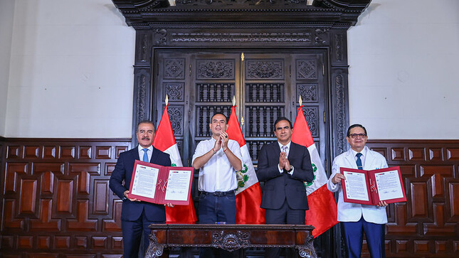 Presidente participó en firma de acta de entendimiento entre Minsa y EsSalud para fortalecer servicios de salud a nivel nacional
