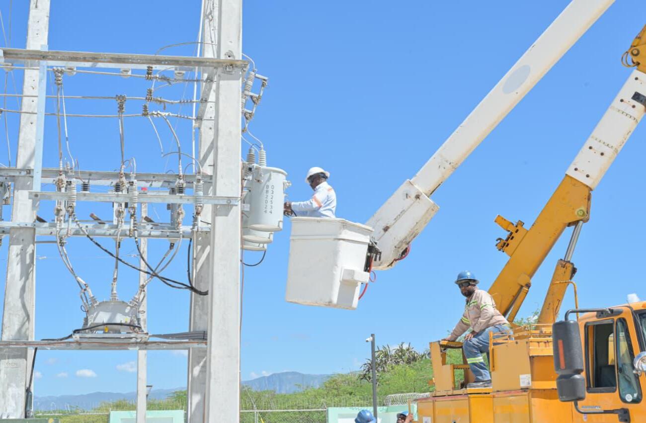 Edesur construye y repotencia seis subestaciones y fortalece más de 2.000 kilómetros de redes
