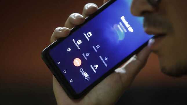 Ministerio presenta medidas para reducir el anonimato y prevenir comunicaciones ilícitas que afectan a usuarios
