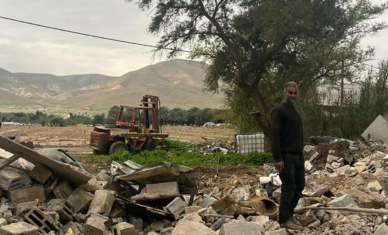 Noticias del viernes: presuntos crímenes de guerra en Cisjordania, uso de químicos en Líbano y casos de mutilación genital