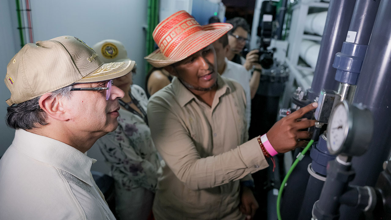 Petro afirma que suministro de agua potable salvó la vida de niños en La Guajira y en el país