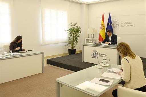 El Ejecutivo de España reitera apoyo a Ucrania en cuarto aniversario de la invasión rusa