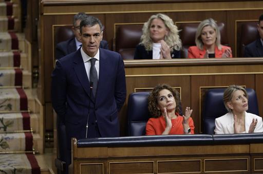 Pedro Sánchez afirma que la tasa de paro baja del 10% y, según él, 
