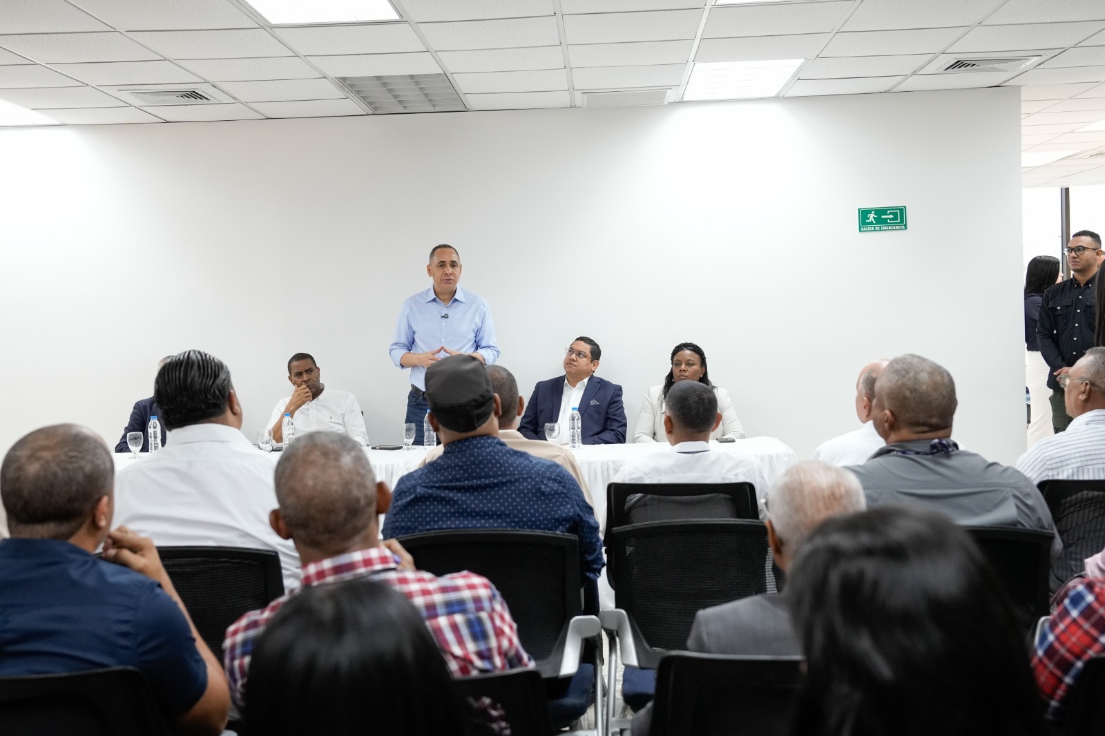 Director de Aduanas define lineamientos de gestión en Santiago y Puerto Plata