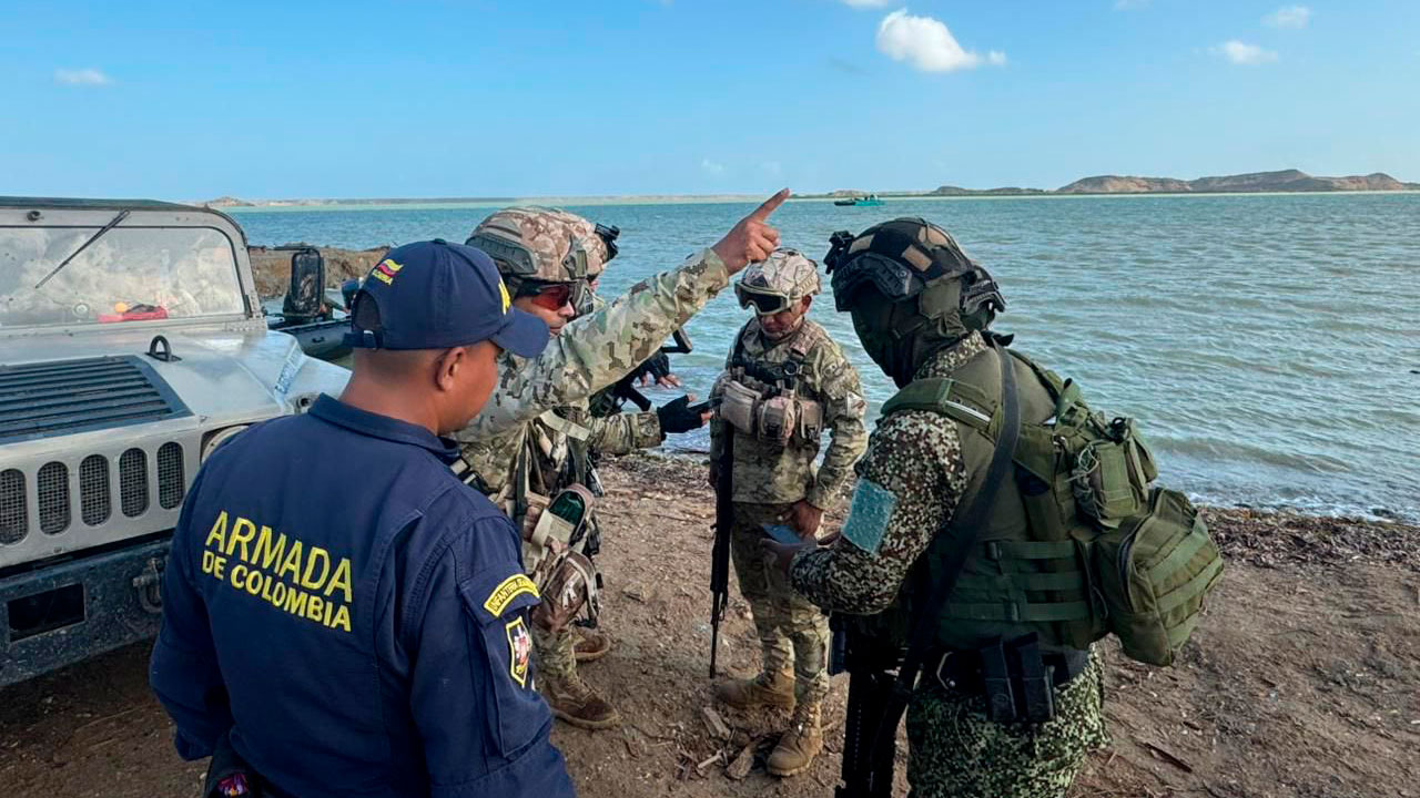 Decomiso de 17 toneladas de cocaína, según Petro, el mayor en un día de la historia del narcotráfico
