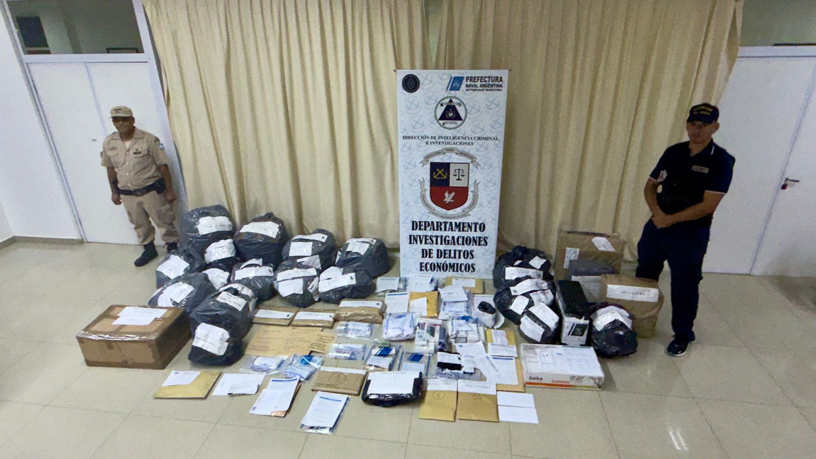 Prefectura llevó a cabo seis allanamientos por presunta infracción al código aduanero