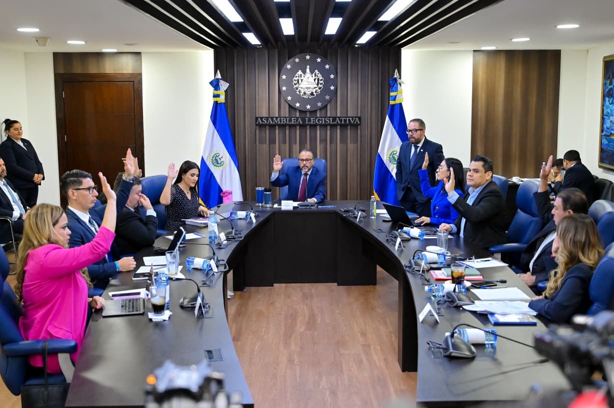 Convocan al Gabinete de Seguridad, a la fiscal general y al presidente de la CSJ para ratificar cadena perpetua