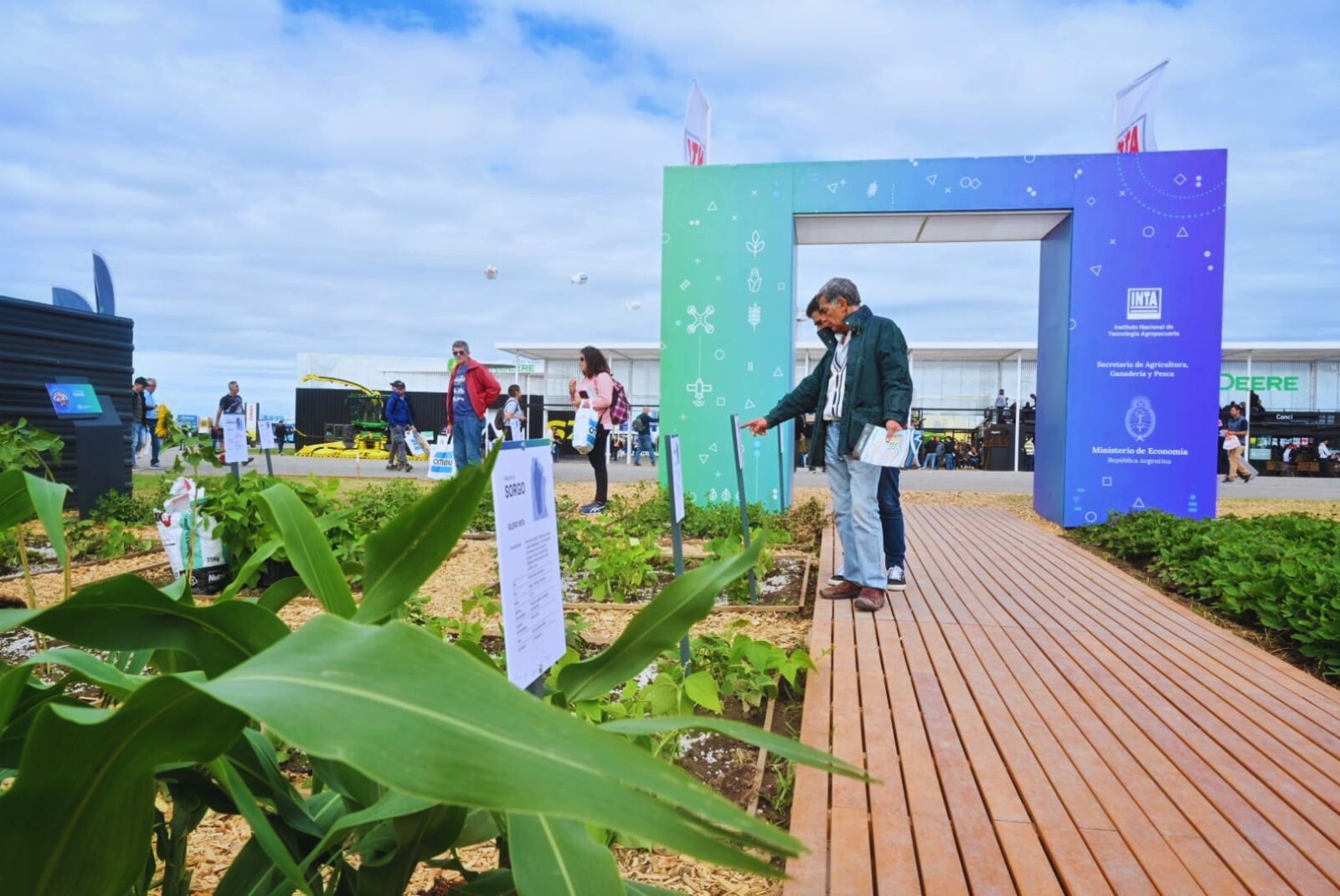 INTA presenta avances en genética y tecnología en Expoagro