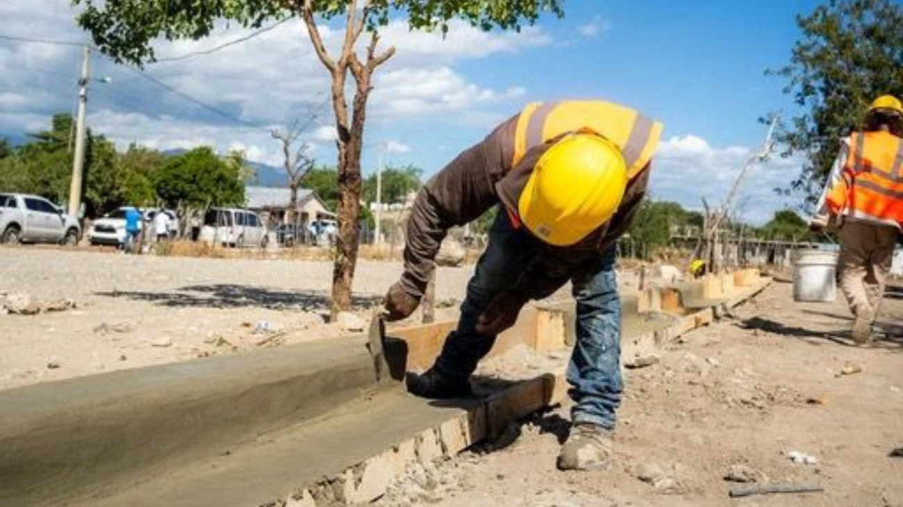 Ministerio de Vivienda y Hábitat inicia plan de rehabilitación del hábitat en Sabana Yegua, Azua
