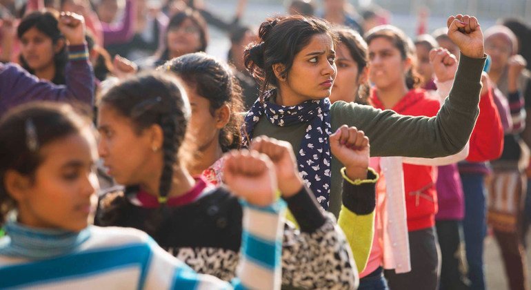 Día Internacional de la Mujer: desigualdad persiste en la ley, en los parlamentos y en el cuerpo