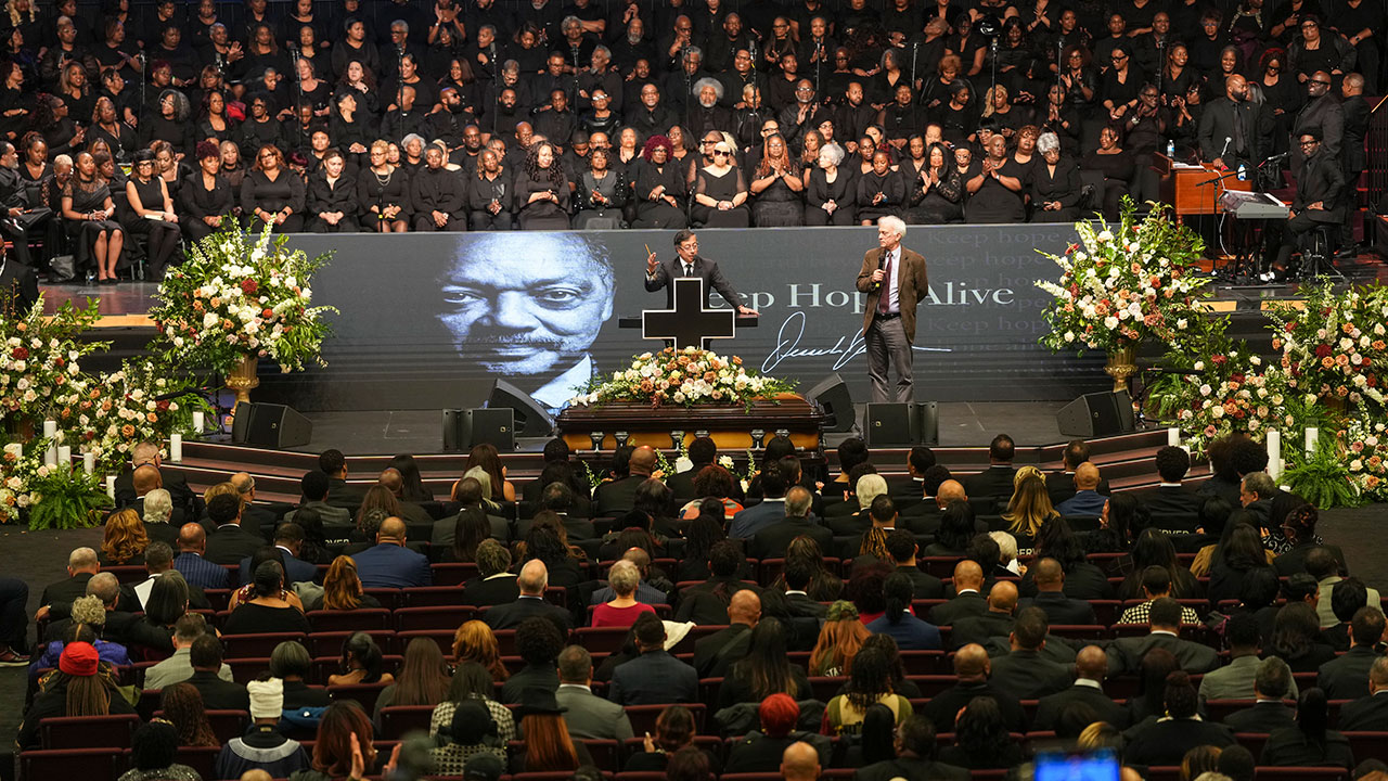 Petro invita a pacto por la paz de la humanidad en funeral del reverendo Jesse Jackson