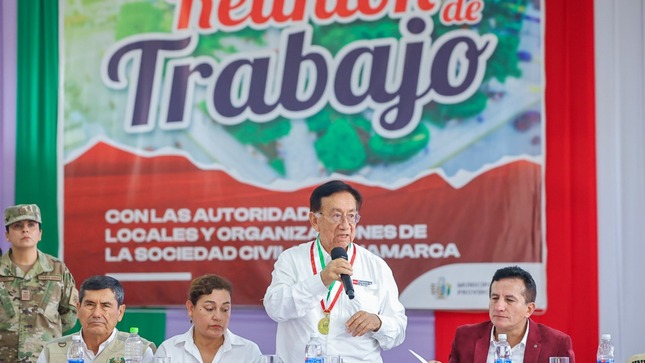Balcázar anuncia que el aeropuerto de Jaén reanudará operaciones el 23 de abril