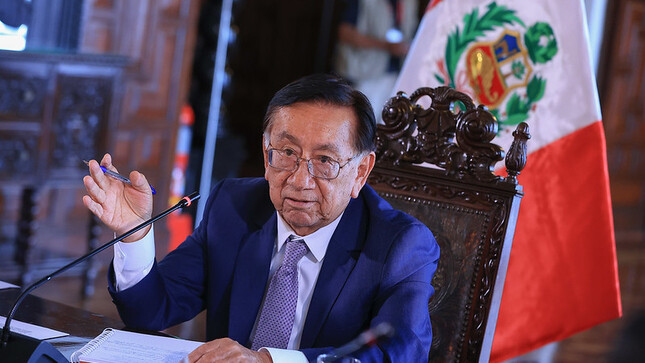 Presidente de la República peruana afirma que la compra de aviones debe hacerse con tranquilidad