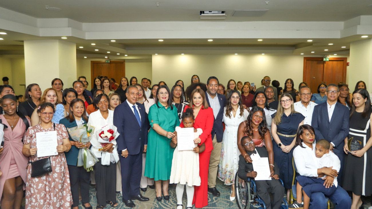 Santo Domingo, 30 de abril de 2026 Supérate gradúa primer grupo de madres y padres en cuidados y apoyo a personas con discapacidad