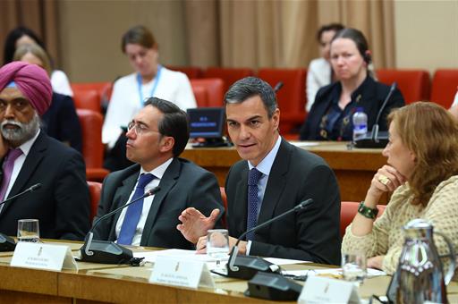 Presidente de España reclama inteligencia artificial responsable, humanista y gobernada con reglas comunes para todos