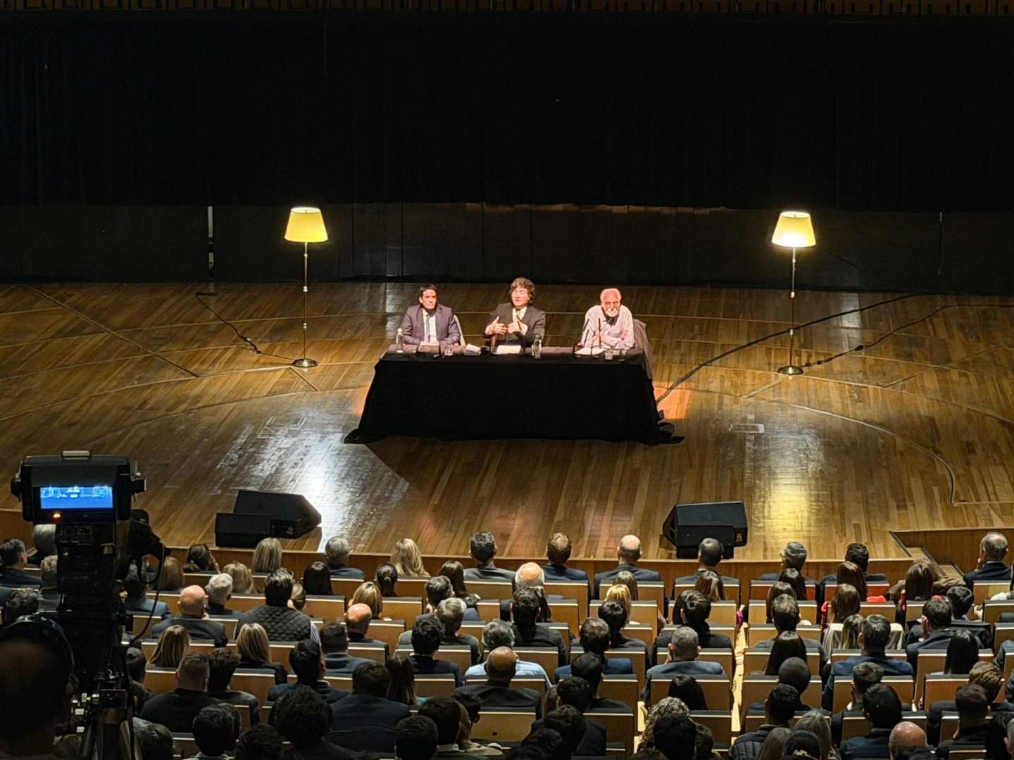 Milei en el Palacio Libertad: Keynes, influencia en políticas económicas