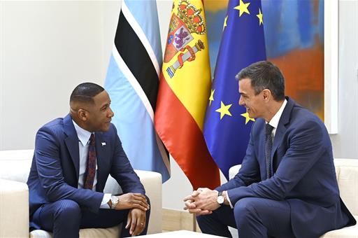 Pedro Sánchez y el presidente de Botsuana buscan fortalecer la relación bilateral dentro de la estrategia España-África 2025