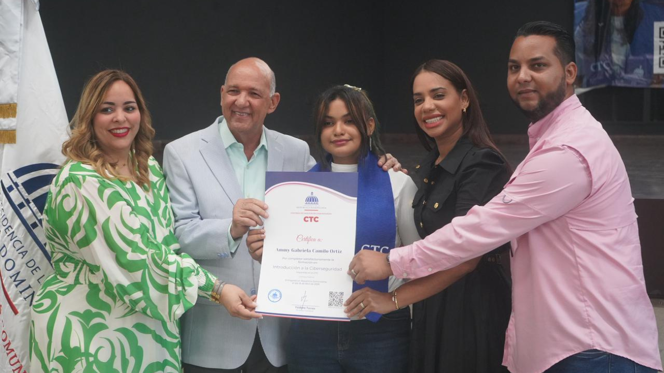 CTC certifica a 350 jóvenes en Sabana Perdida, República Dominicana, para fortalecer ecosistema tecnológico comunitario