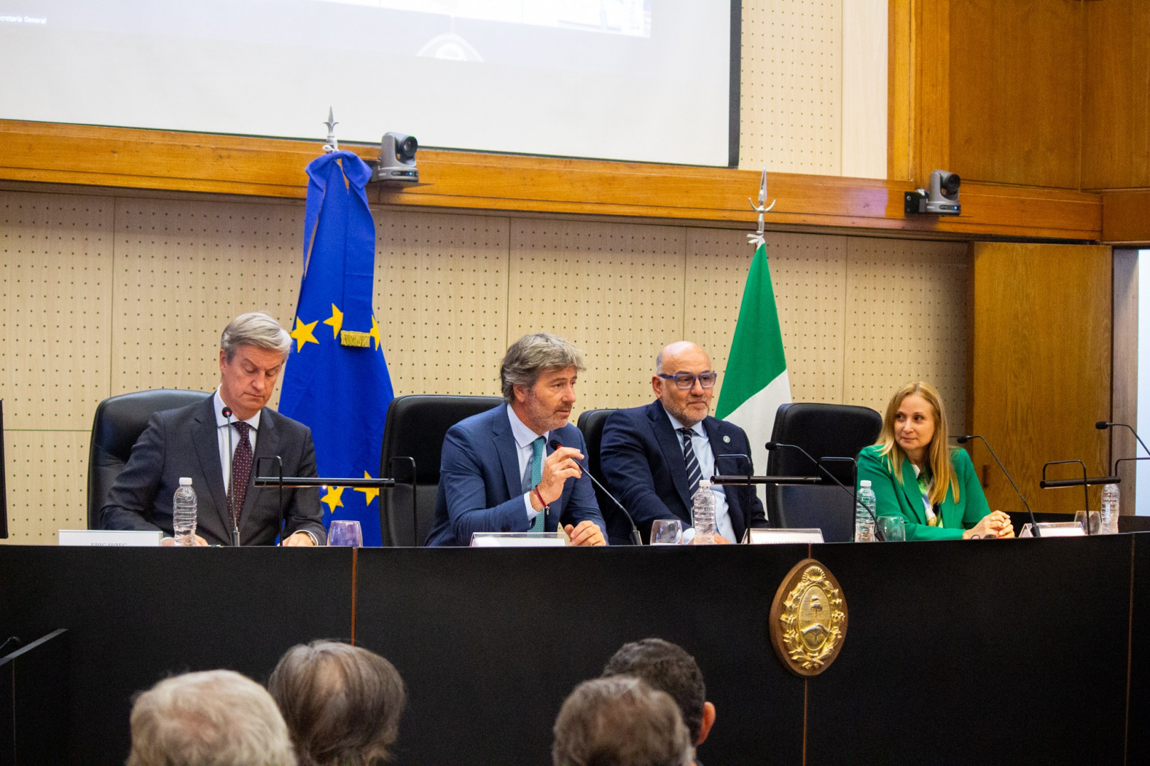 Charla magistral sobre la Ley de Responsabilidad Penal de las Personas Jurídicas destinada a jueces y fiscales federales
