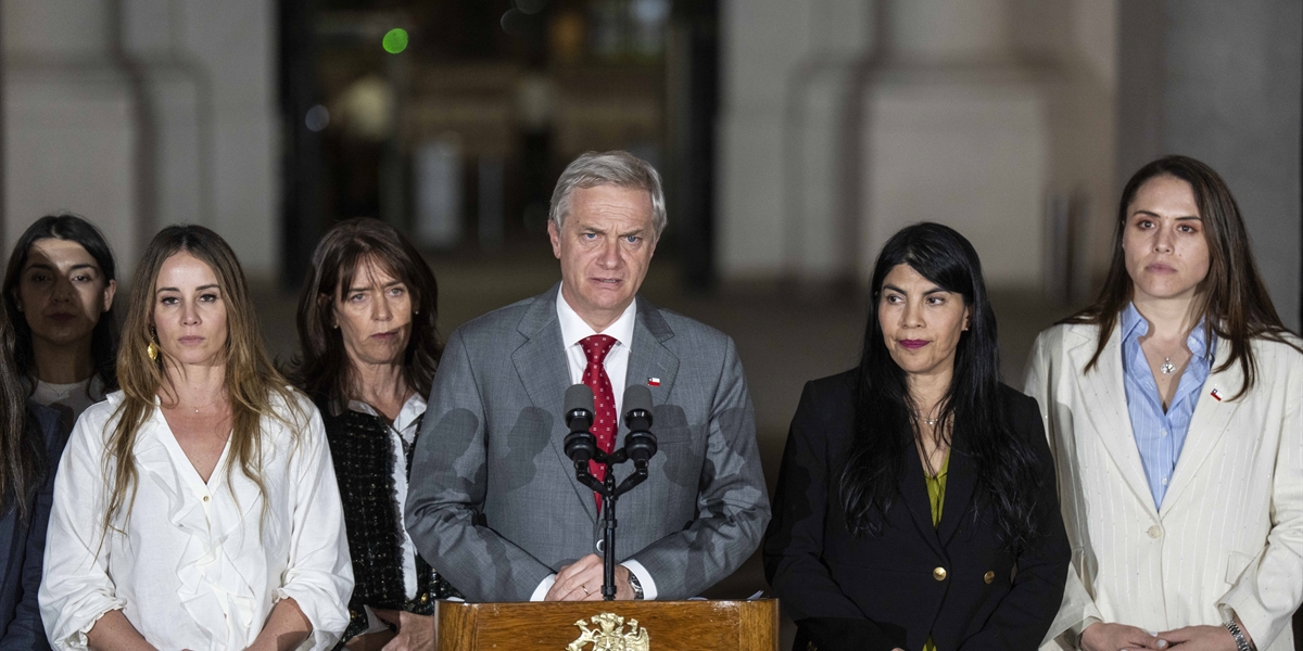 Presidente José Antonio Kast condena la agresión contra la ministra Lincolao