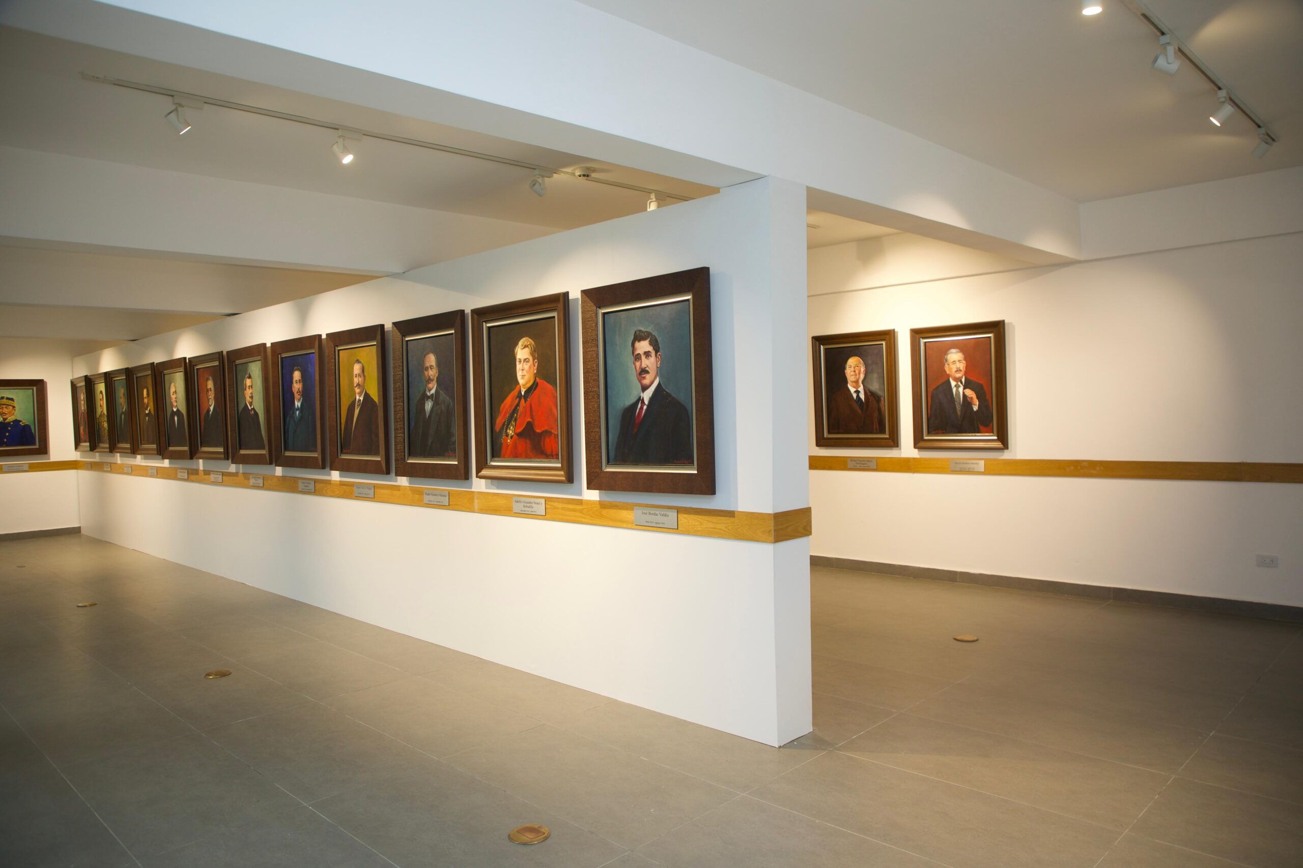 El presidente de la República dominicana encabeza reapertura del Museo Nacional de Historia y Geografía que fortalece la memoria histórica nacional con valiosa colección de objetos y obras