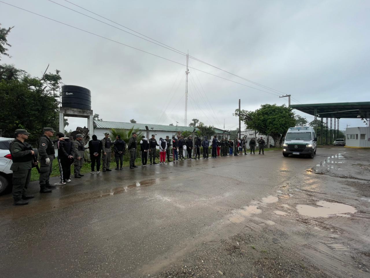 Detienen en Salta un transporte de pasajeros que trasladaba a una presunta víctima de trata, Argentina