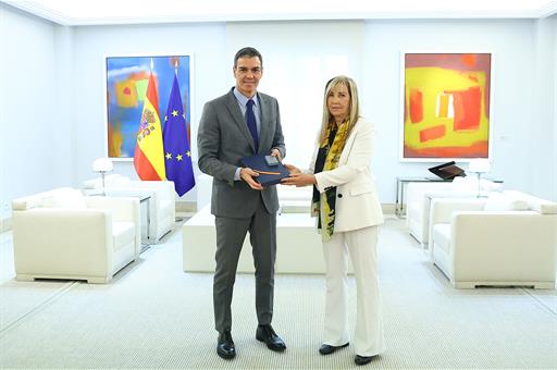 Pedro Sánchez recibe a la presidenta del Tribunal Supremo y del Consejo General del Poder Judicial