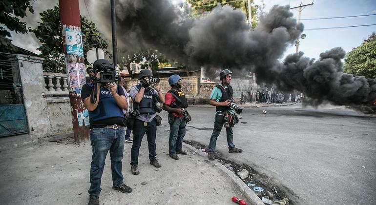 Haití: violencia cierra redacciones y silencia a la prensa