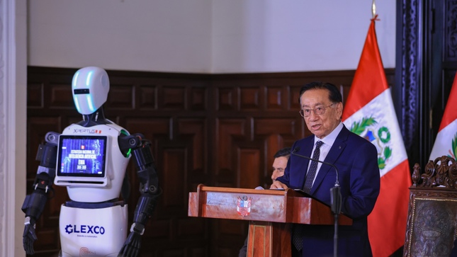 Presidente de Perú presentó programa de obras ejecutado sin aspavientos e inclusivo con las regiones