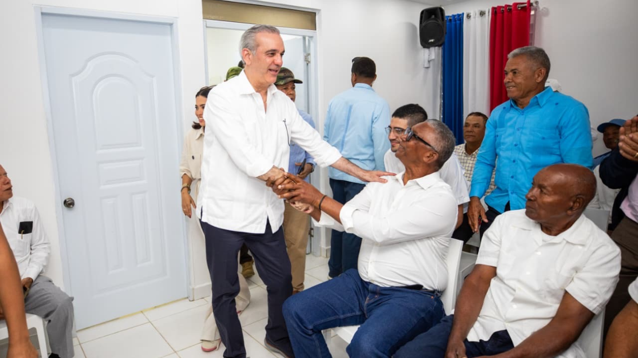 Presidente de República Dominicana anuncia apoyo a productores afectados por lluvias en la Línea Noroeste