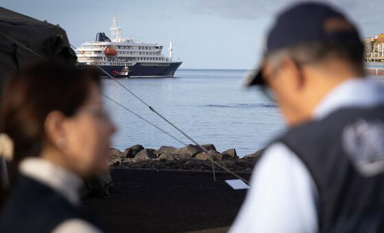 Alegan que confinar a pasajeros en el barco fue inhumano e innecesario