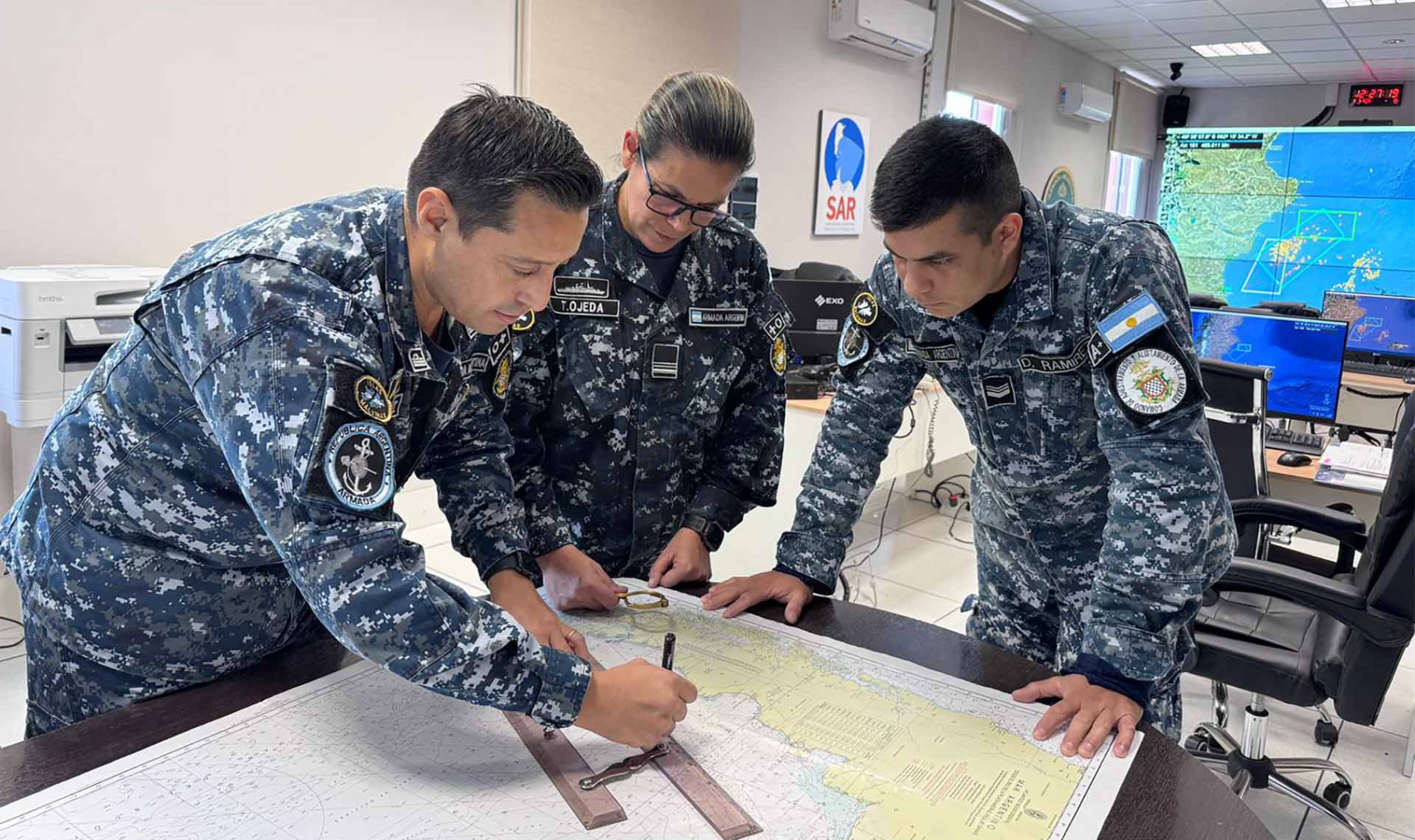 Armada Argentina ofrece sector de resguardo a pesqueros en aguas argentinas