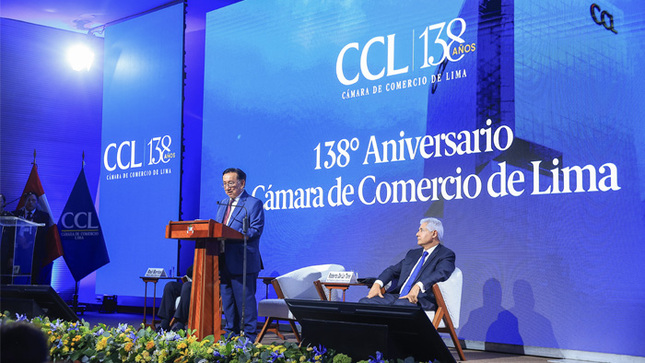 Presidente de Perú anunció medidas para promover la igualdad económica y oportunidades para los jóvenes, con cero corrupción