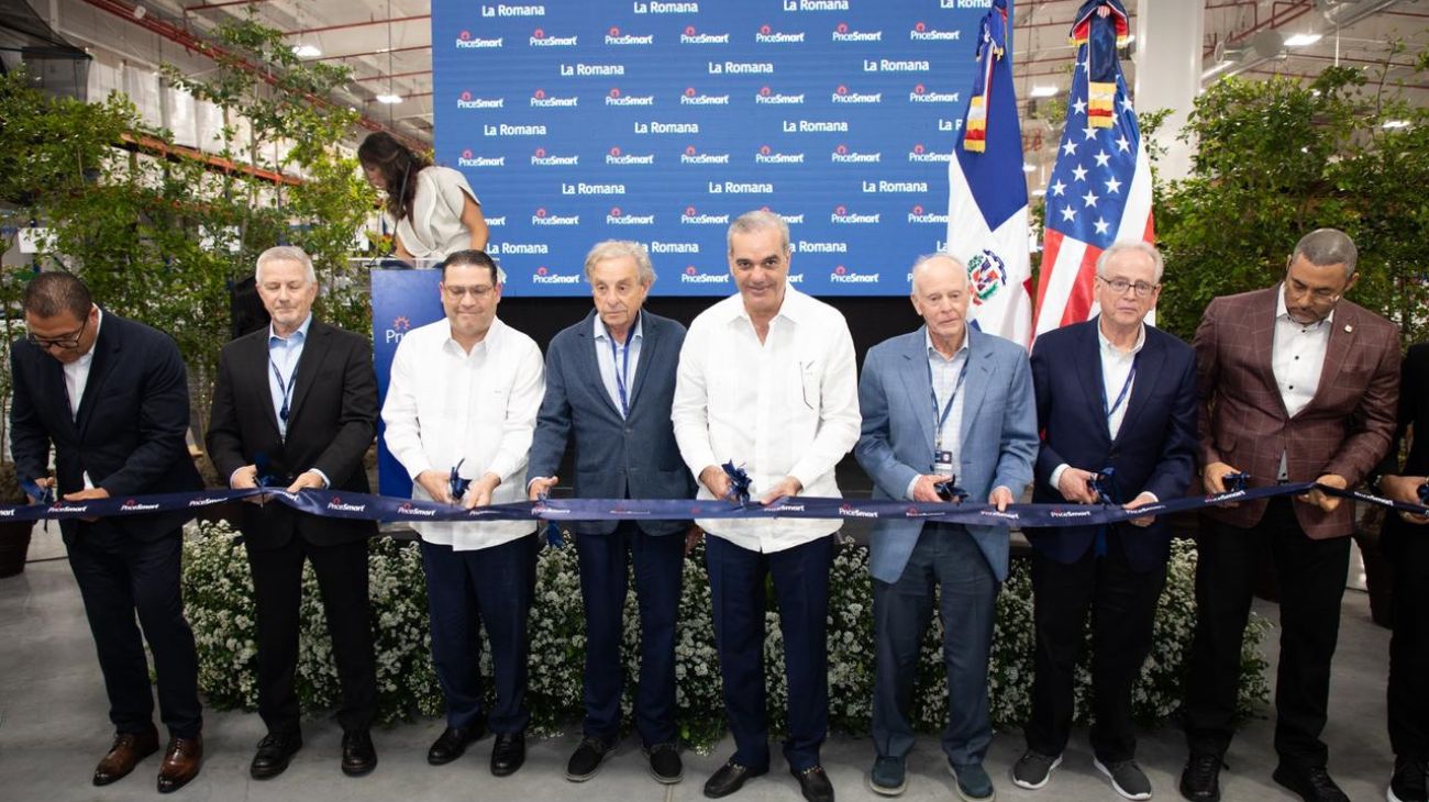 El presidente de la República Dominicana participa en la inauguración de la nueva sucursal de PriceSmart en La Romana